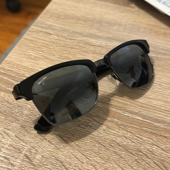 Maui Jim Kawika Frame Polarized Sunglasses - Picture 2 of 7